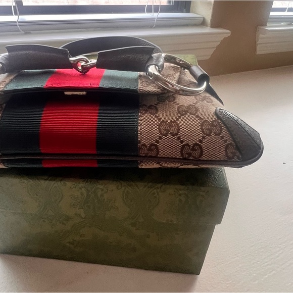 Gucci GG Canvas Small Horsebit Chain Shoulder Bag - Picture 8 of 16